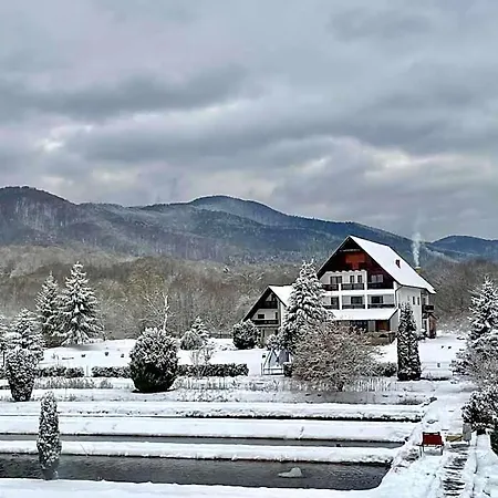 Valea Salbatica Hotel