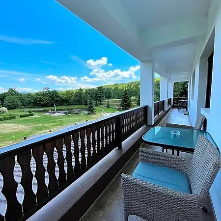 Valea Salbatica Hotel *
